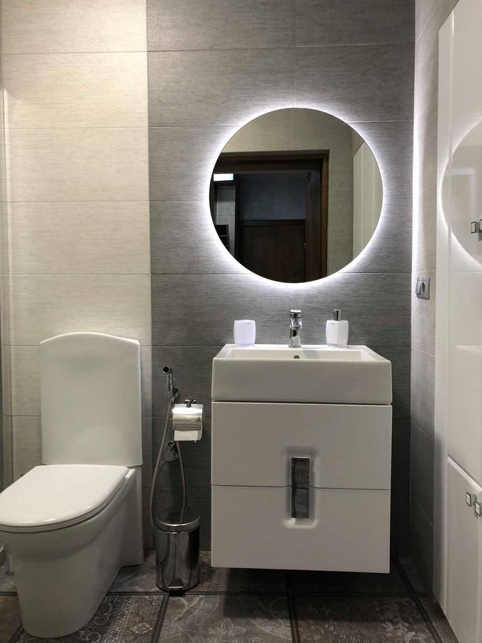 Lux Apartment Ruska Lviv Luaran gambar
