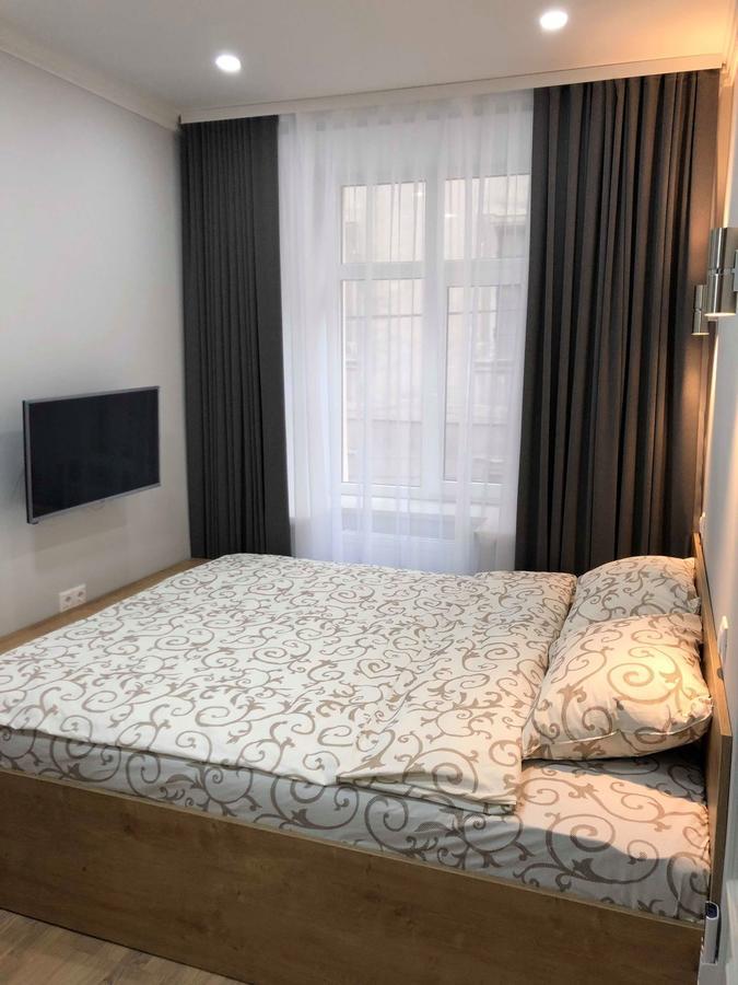 Lux Apartment Ruska Lviv Luaran gambar