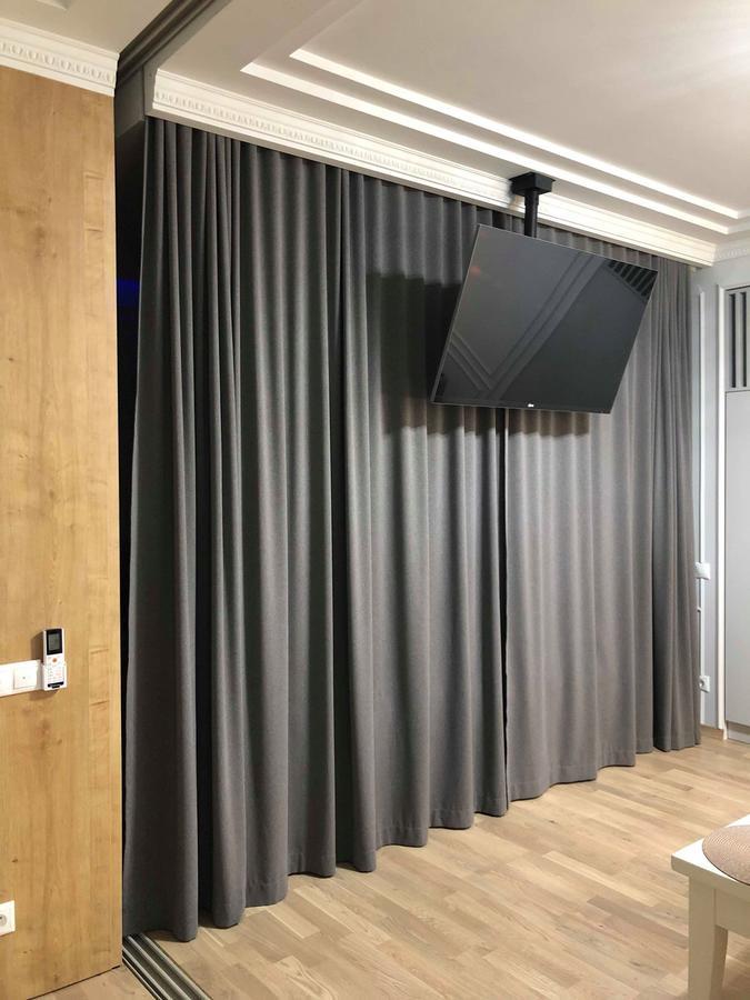 Lux Apartment Ruska Lviv Luaran gambar